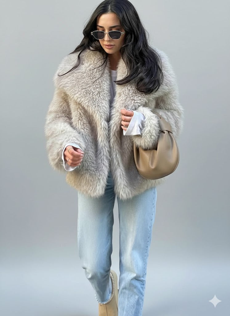 Women’s Cropped Faux Fur Jacket – Plush Lapel Collar Snap-Button Coat, Long Sleeve Winter Outerwear